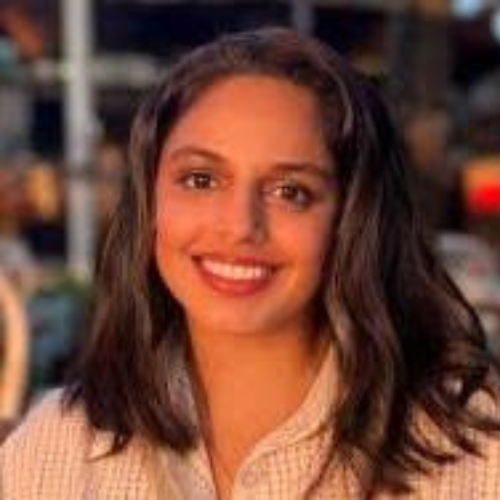 ⭐⭐⭐⭐⭐<br>— Shraddha Nair